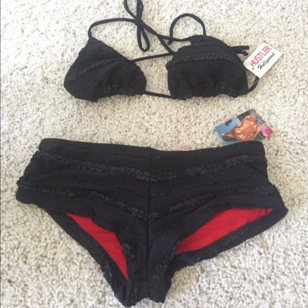 Hustler bikini